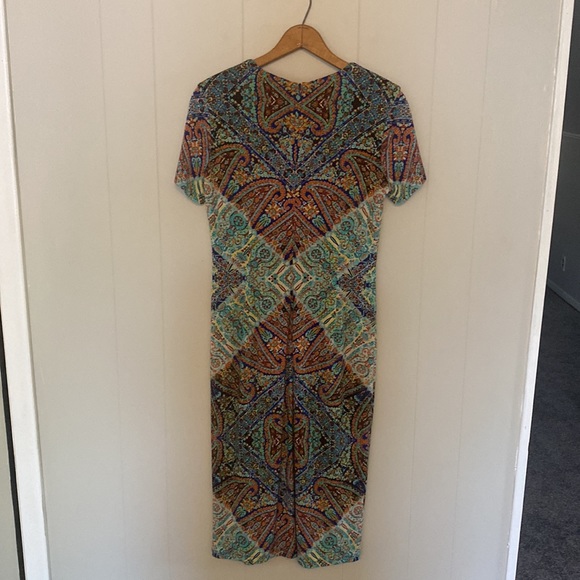 Maggie London size 8 vibrant colors short sleeve midi dress Worn once! - Picture 4 of 8